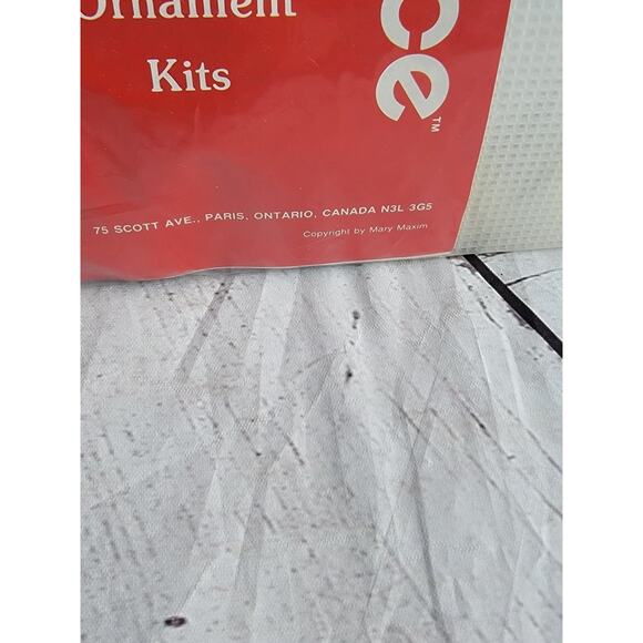 Mary Maxim Needle Point Plastic Canvas Santa Napkin Rings 57114 New - Picture 4 of 5